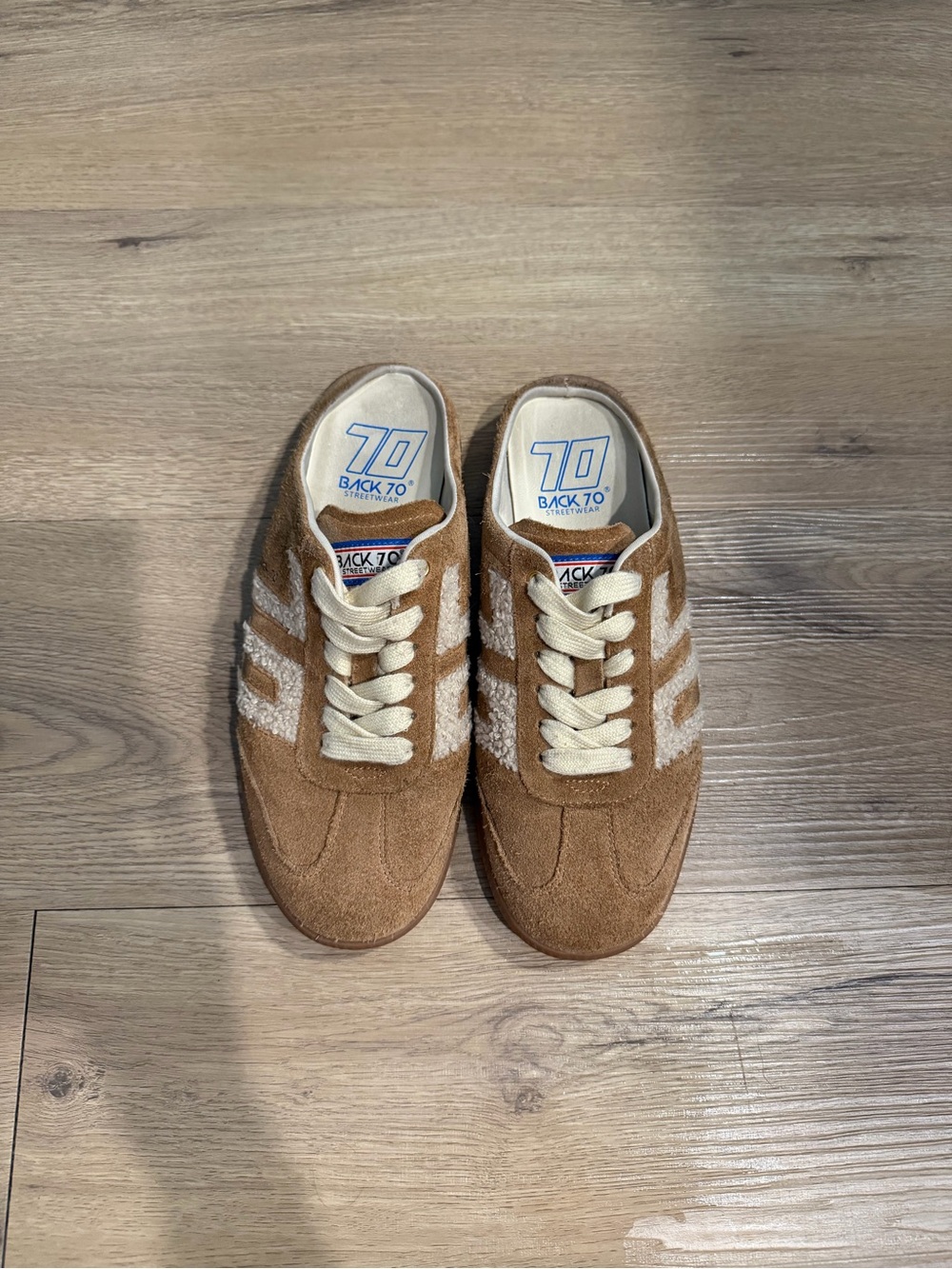 Women’s Back70 Mules in Tobacco Suede Sherpa Size:7.5/8